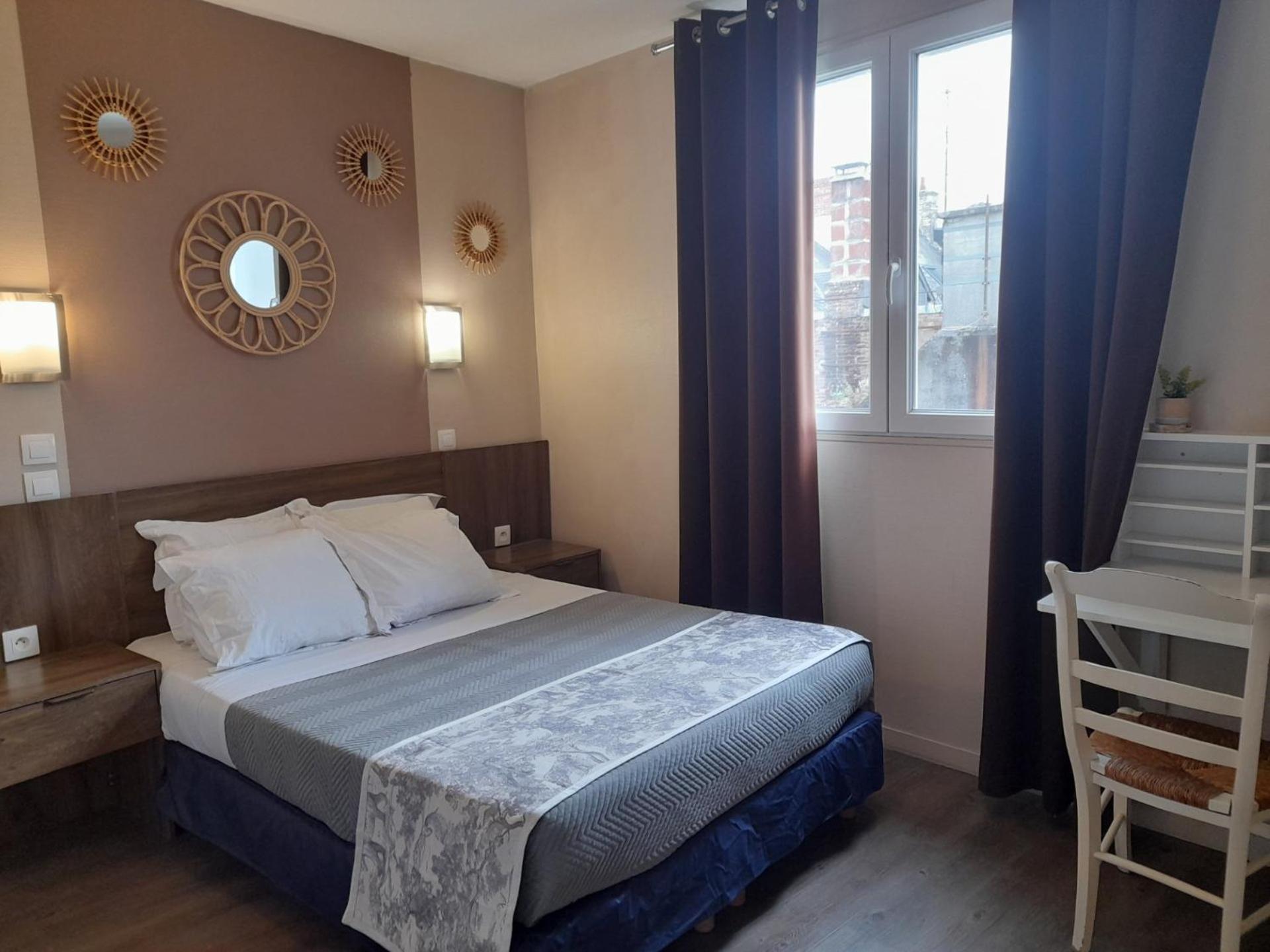 Hotel Le Vauban Carentan Zewnętrze zdjęcie